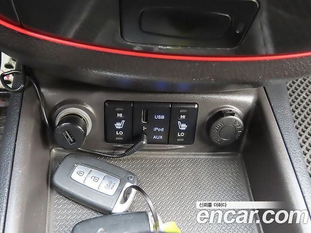 Hyundai Santafe 2010 — photo 16