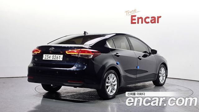 Kia K3 2016 — photo 2