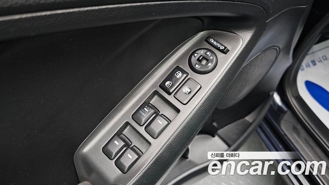 Kia K3 2016 — photo 13