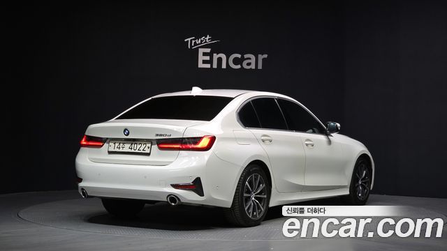 BMW 3-Series 2019 — photo 2