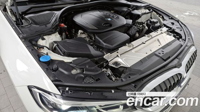 BMW 3-Series 2019 — photo 6