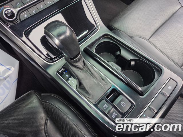 Hyundai Grandeur 2018 — photo 14