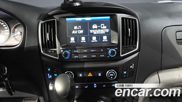Hyundai Starex 2021 — photo 20