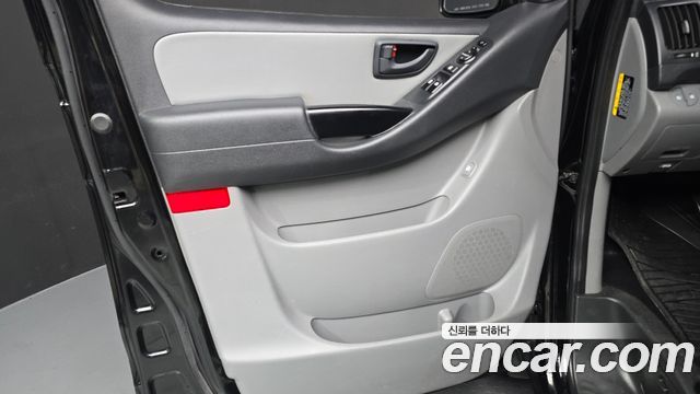 Hyundai Starex 2021 — photo 14