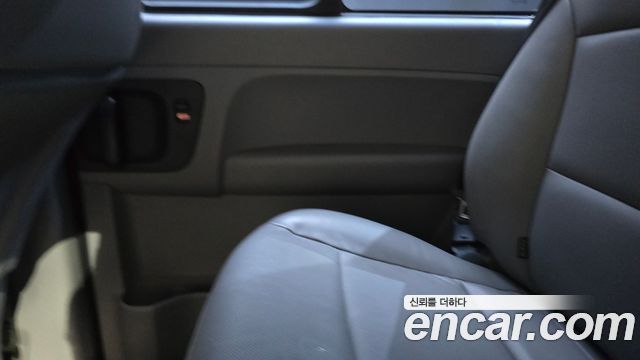 Hyundai Starex 2021 — photo 15