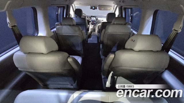 Hyundai Starex 2021 — photo 16