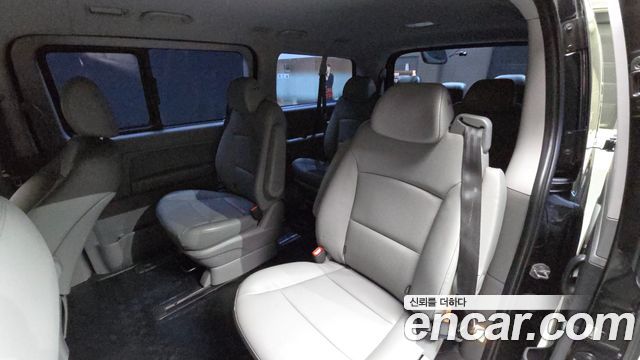 Hyundai Starex 2021 — photo 30