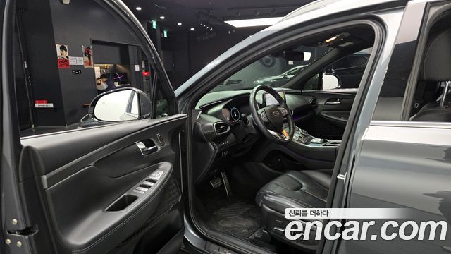 Hyundai Santafe 2022 — photo 13