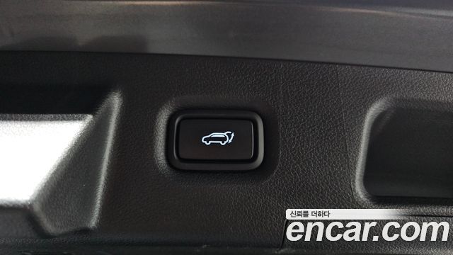 Hyundai Santafe 2022 — photo 26