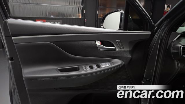 Hyundai Santafe 2022 — photo 14