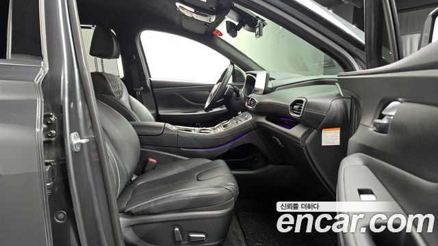 Hyundai Santafe 2022 — photo 16