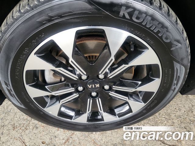 Kia Canival 2021 — photo 18
