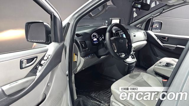 Hyundai Starex 2021 — photo 10