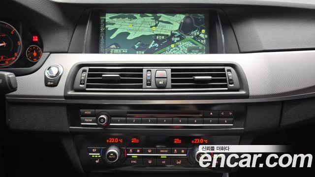 BMW 5-Series 2014 — photo 14