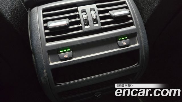 BMW 5-Series 2014 — photo 17