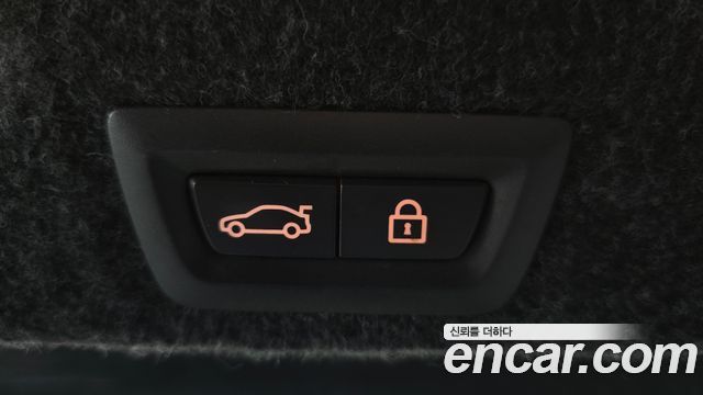 BMW 5-Series 2014 — photo 19