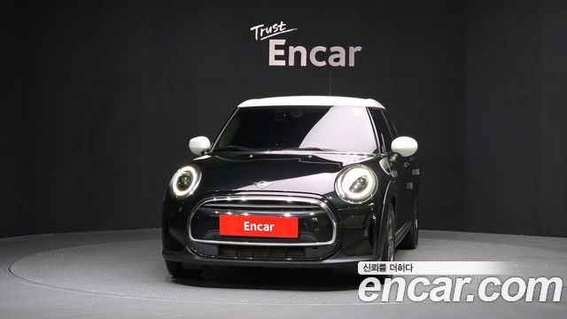 Mini Cooper 2023 — photo 3