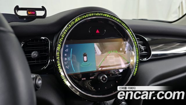 Mini Cooper 2023 — photo 21