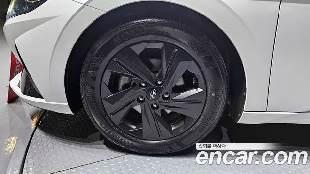 Hyundai AVANTE 2021 — photo 5