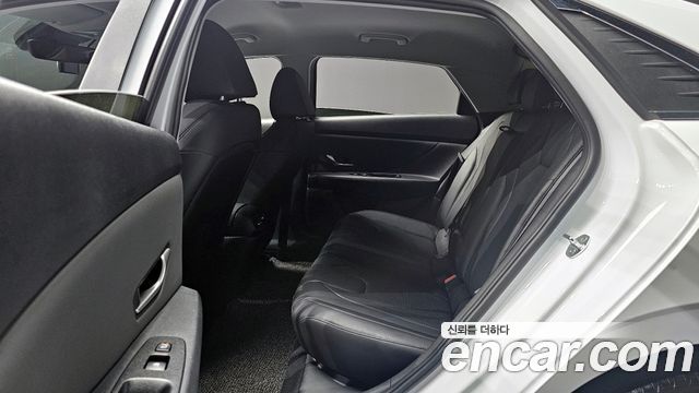 Hyundai AVANTE 2021 — photo 18