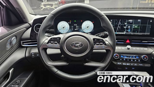Hyundai AVANTE 2021 — photo 19