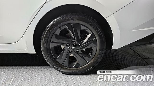 Hyundai AVANTE 2021 — photo 7
