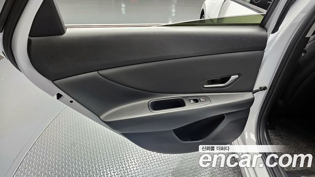 Hyundai AVANTE 2021 — photo 15