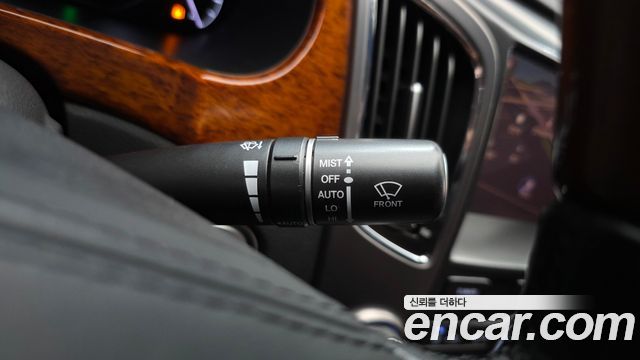 Hyundai Equus 2011 — photo 16