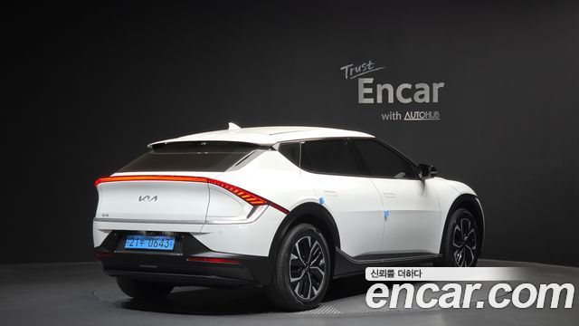 Kia EV6 2022 — photo 2