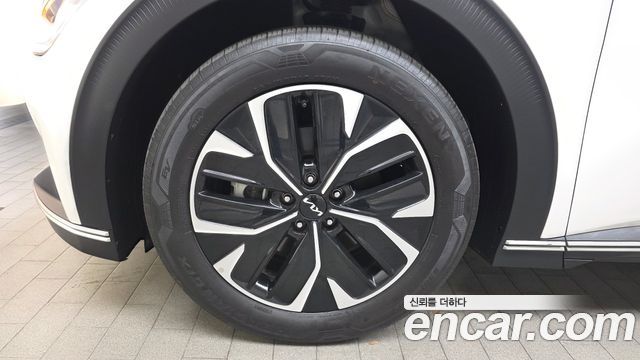 Kia EV6 2022 — photo 5