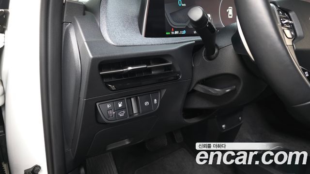 Kia EV6 2022 — photo 19