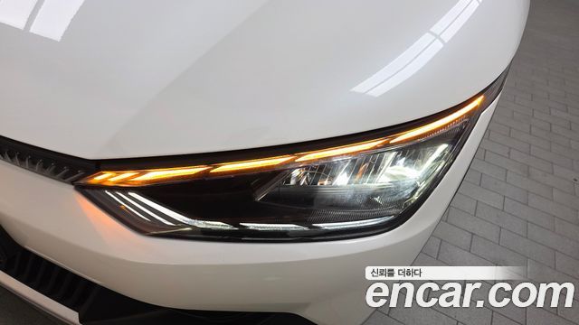 Kia EV6 2022 — photo 8