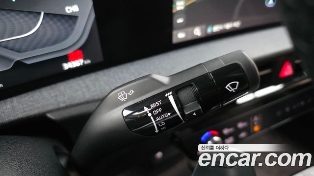 Kia EV6 2022 — photo 28