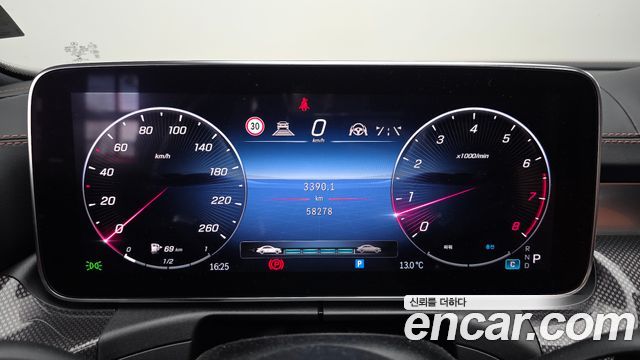 Mercedes-Benz C-Class 2022 — фото 11