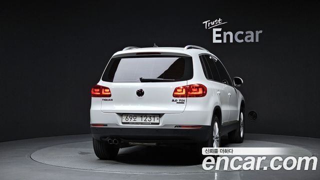 Volkswagen Tiguan 2015 — photo 4