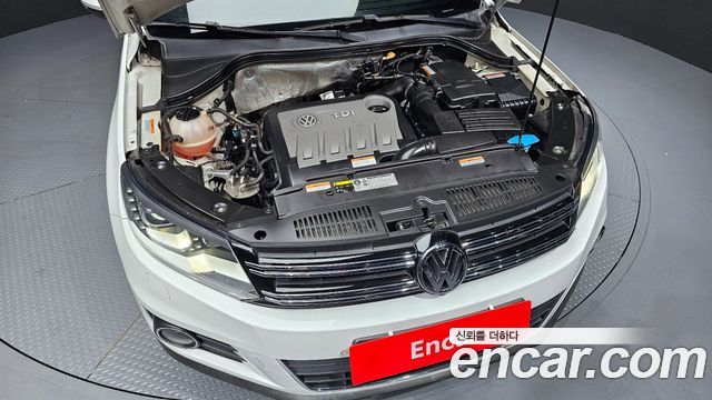 Volkswagen Tiguan 2015 — photo 6