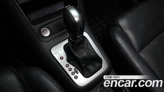 Volkswagen Tiguan 2015 — photo 9