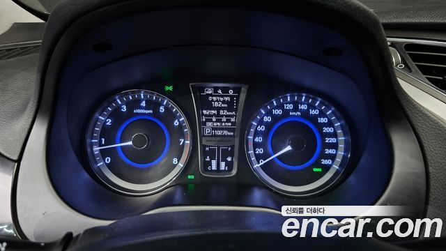 Hyundai Grandeur 2016 — photo 8