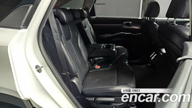 Kia Sorento 2021 — photo 11