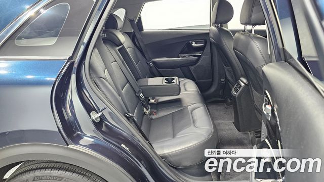Kia Niro 2018 — photo 18