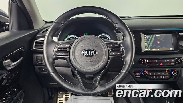 Kia Niro 2018 — photo 20