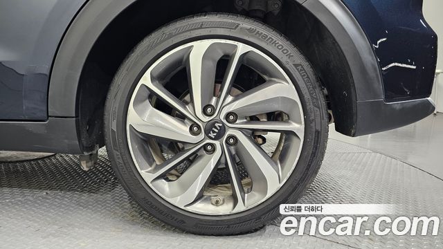 Kia Niro 2018 — photo 7