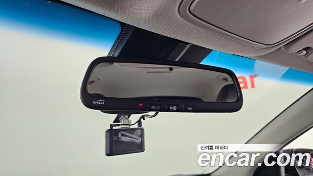 Kia Niro 2018 — photo 29