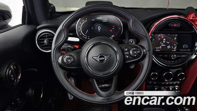 Mini Cooper 2021 — photo 19