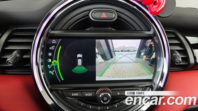 Mini Cooper 2021 — photo 21