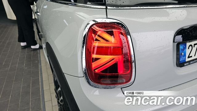 Mini Cooper 2021 — photo 9