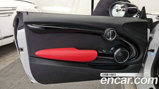 Mini Cooper 2021 — photo 15