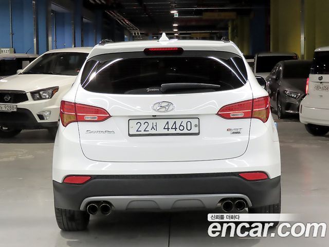 Hyundai Santafe 2015 — photo 3