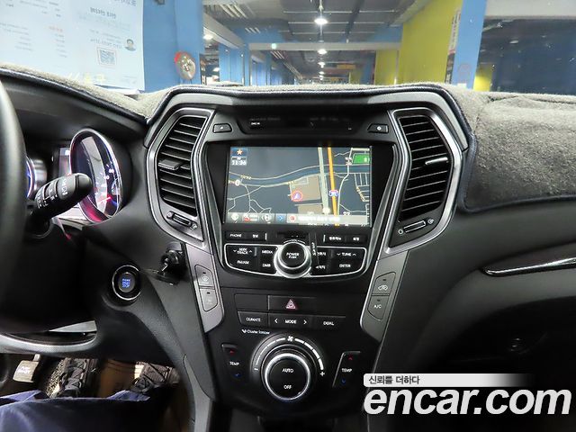 Hyundai Santafe 2015 — photo 13