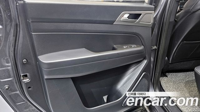 KG Mobility Rexton 2019 — photo 15